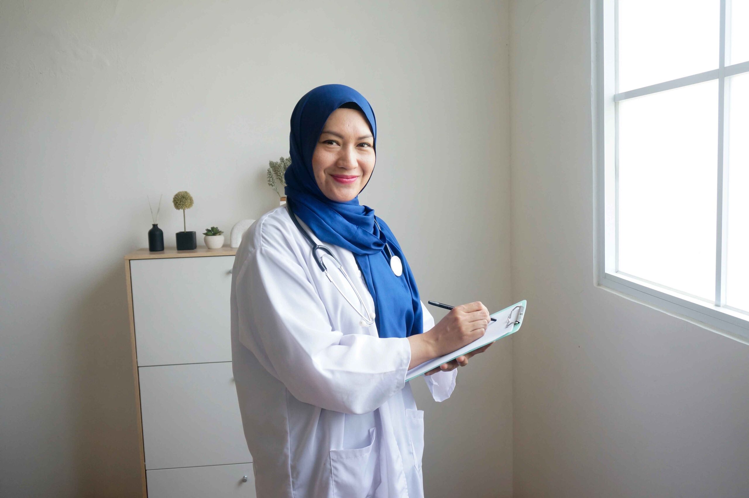 dokter konsulen adalah