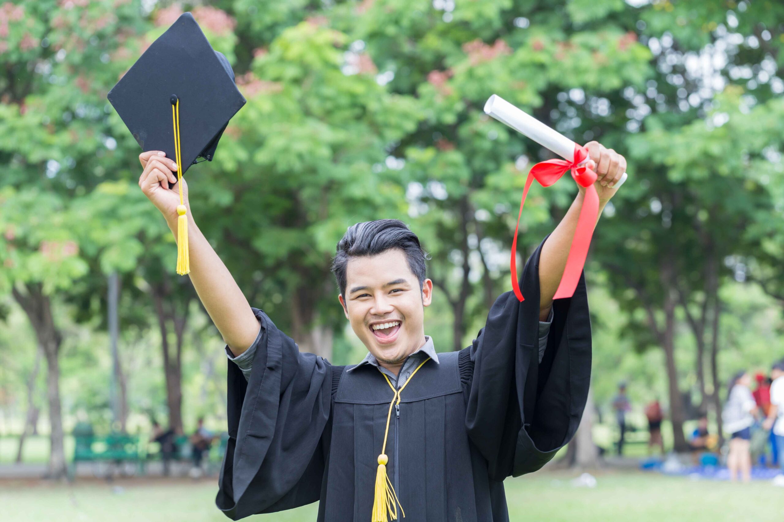 keuntungan cumlaude